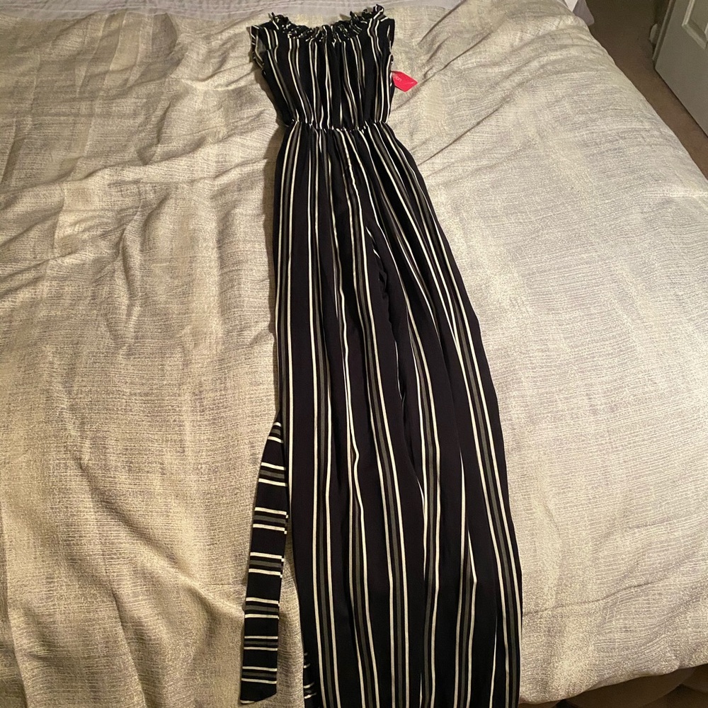 Jumpsuit - Picture 5 of 5